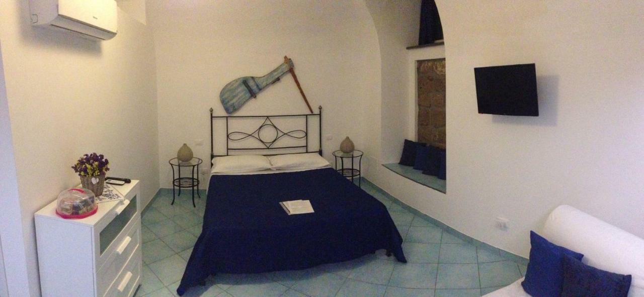 B&B La Grotta Marina Vico Equense Exteriör bild